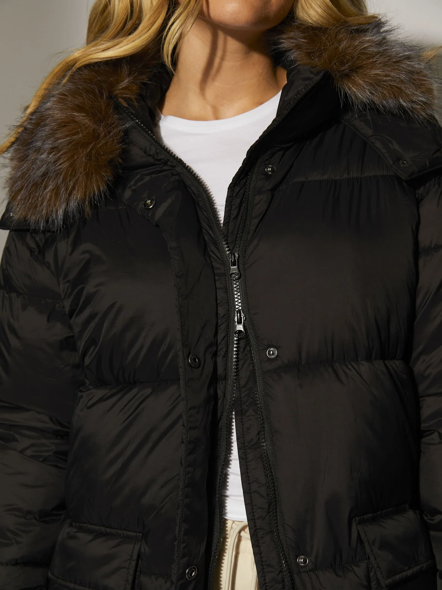 Hawthorne Padded Coat in Black - Image 3