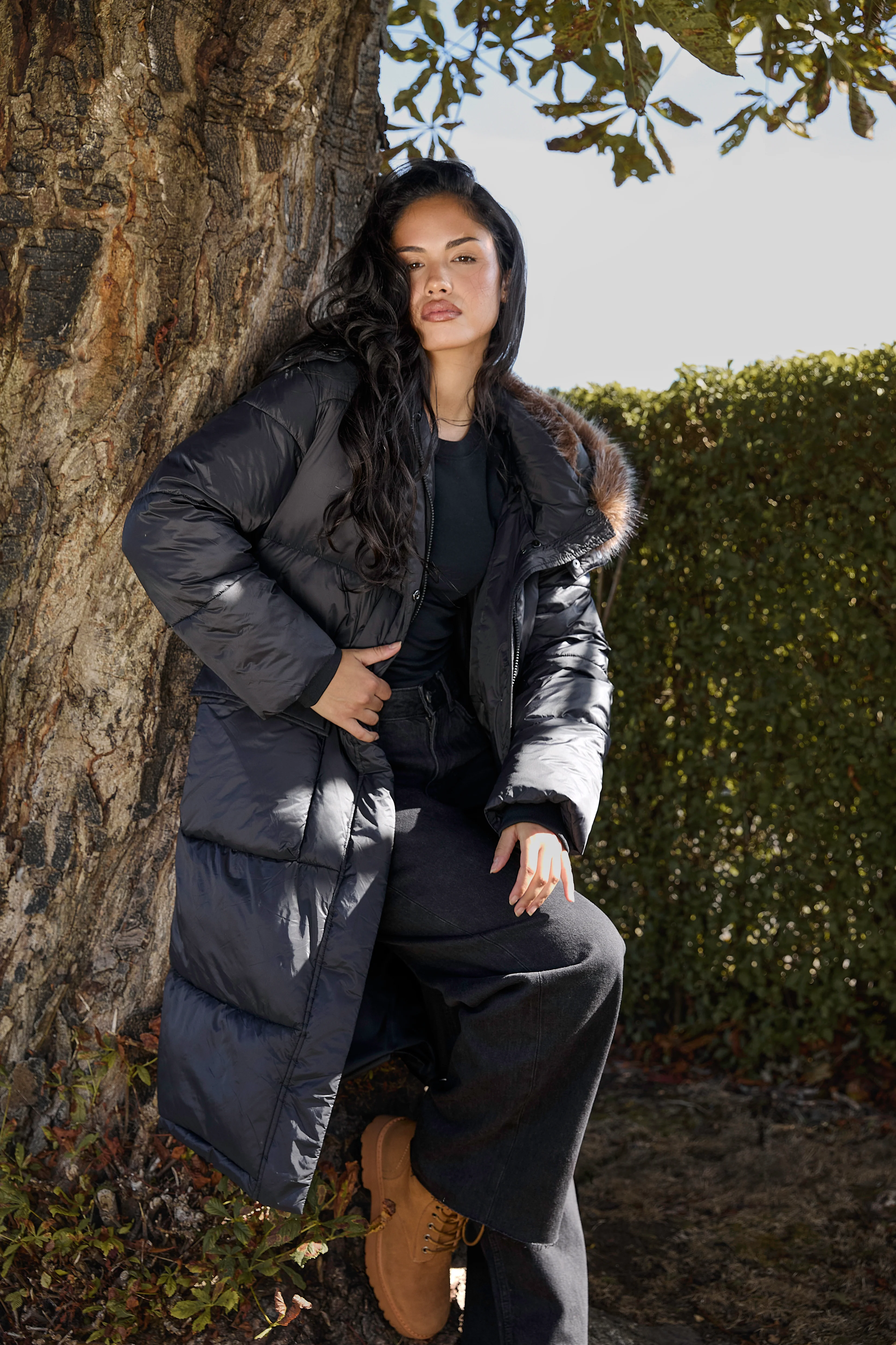 Hawthorne Padded Coat in Black - Image 6