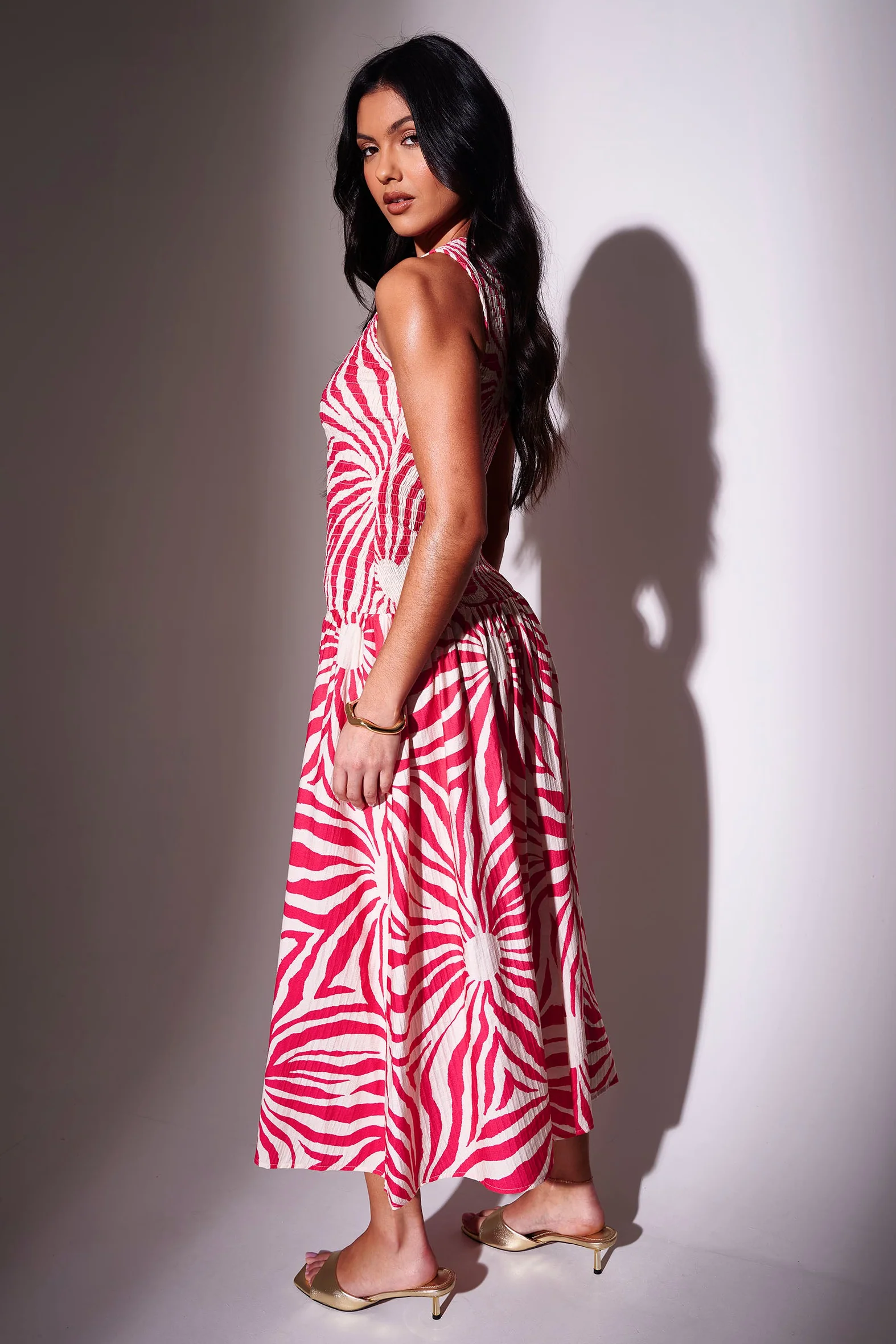 Aura Textured Sleeveless Maxi Dress in Pink - Image 4